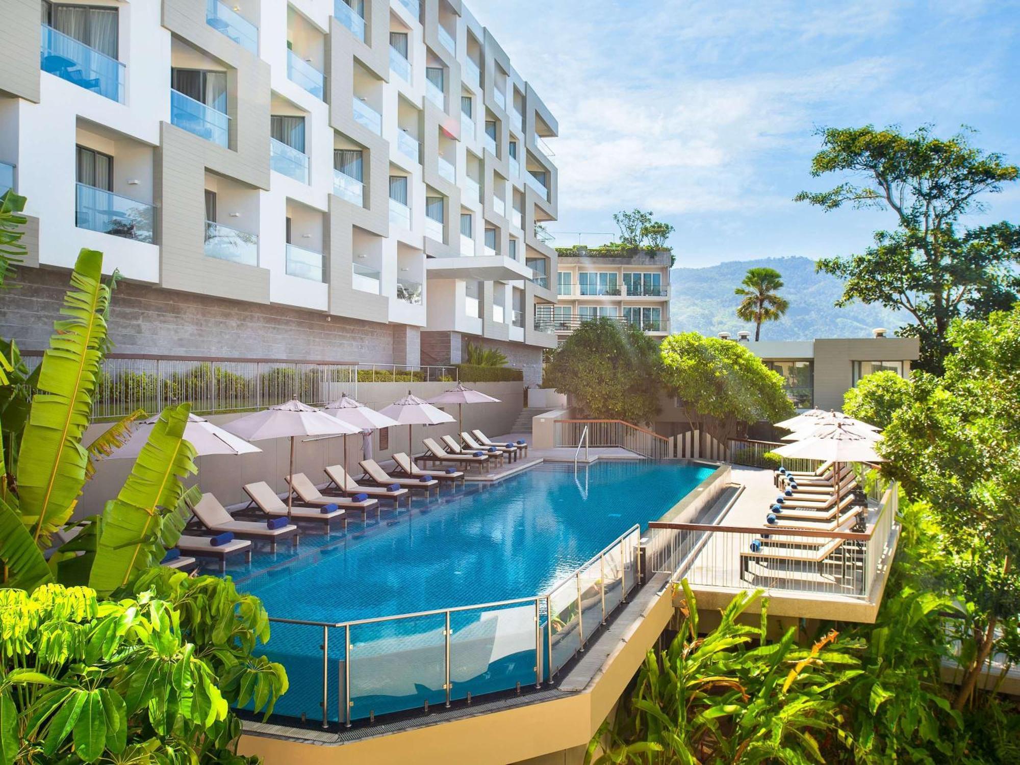 Andaman Beach Hotel Phuket - Handwritten Collection Patong Exteriör bild
